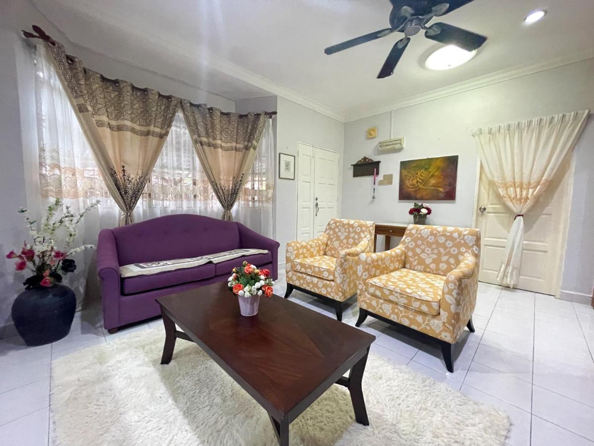 Venice Raudhah Guest House Lumut Exterior photo